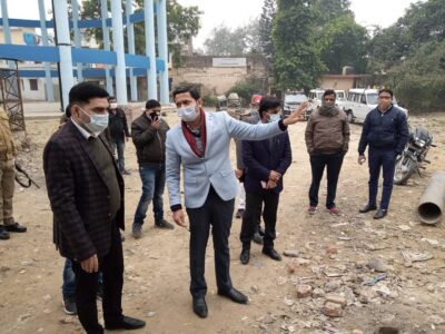पीलीभीत: क्लीन स्ट्रीट फूड हब स्थापित हेतु मीना बाजार स्थित भूमि का किया गया निरीक्षण।