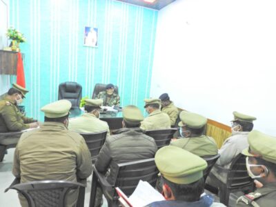 पीलीभीत : पुलिस अधीक्षक महोदय द्वारा थाना पूरनपुर की कस्बा चौकी पर किया गया अर्दली रूम निरीक्षण