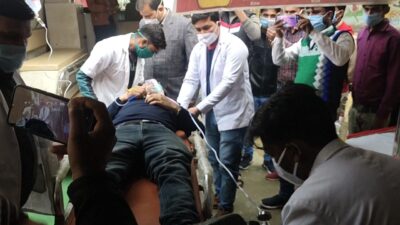 बरेली - आँवला तहसील क्षेत्र के पीएचसी ब्लाक रामनगर में कोरोना वैक्सीन का ट्रायल का आयोजन हुआ।