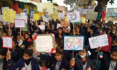 आगरा: स्वयं सेविकाओं को बताए गए महिला और बाल अधिकार
