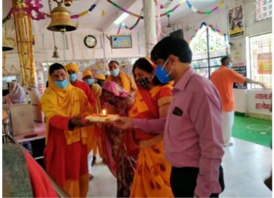 उमरिया: कलेक्टर ने की सपत्नीक पूजा