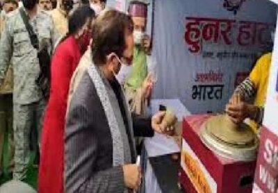 वोकल फॉर लोकल को जन आंदोलन बना रहा हुनर हाट- मुख्तार अब्बास नकवी