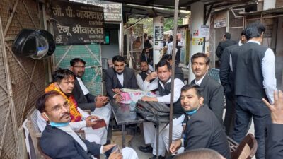 लखनऊ:  सेंट्रल बार एसोसिएशन लखनऊ के वार्षिक चुनाव में कोषाध्यक्ष प्रत्यासी ने किया जोरदार नामांकन