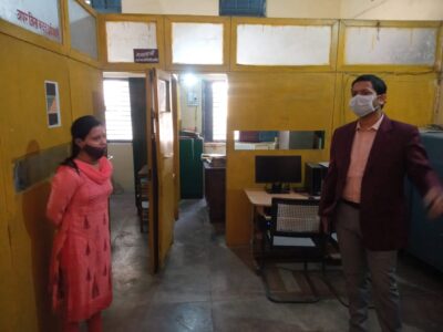 पीलीभीत : जिलाधिकारी द्वारा जिला राष्ट्रीय बचत कार्यालय एवं पंचायती चुनाव के दृष्टिगत मत पेटिकाओं का किया गया औचक निरीक्षण।