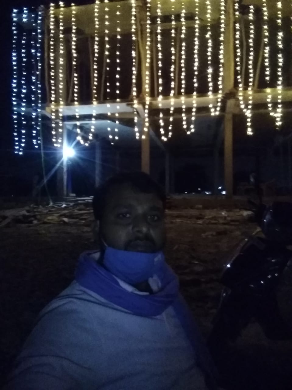 जौनपुर :निर्माणाधीन सम्राट अशोक भवन पर लखनपुर में धूम धाम से अशोक जयन्ती मनाइ गई।