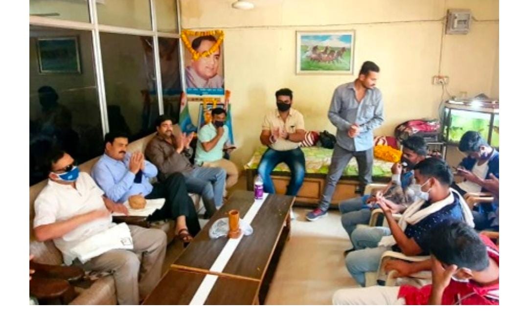 शहडोल: पूर्व मुख्यमंत्री एवं प्रदेश कांग्रेस अध्यक्ष कमलनाथ के ऊपर हुई एफआईआर के विरोध में कांग्रेस की बैठक हुई संपन्न
