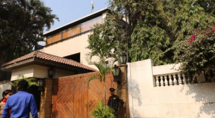 जलसा से जनक तक कई बंगले के मालिक है अमिताभ