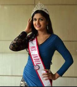 अभिनेत्री ईशा अग्रवाल ने कास्टिंग काउच पर खुलासा किया,बोली  ‘मुझसे सारे कपड़े उतारने के लिए कहा जिससे वो मेरी बॉडी को देख सके।