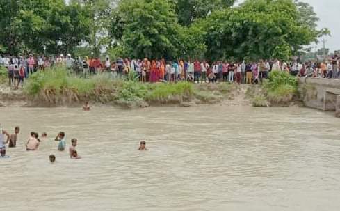 इटावा: नहर में नहाने गया लड़का डूबा