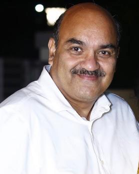 पीलीभीत : रोटरी क्लब ग्रीन पूरनपुर के अध्यक्ष राजेश खन्ना को एवं नीरज गुप्ता जी को सचिव चुना गया।