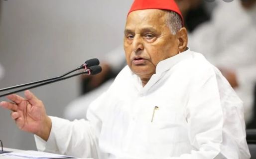 जौनपुर:मुलायम सिंह यादव के निधन पर व्यापरियों ने नम आँखों से दी श्रद्धांजलि
