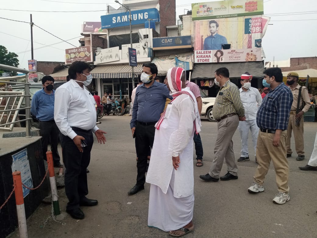 पीलीभीत:मा0 विधायक बीसलपुर एवं जिलाधिकारी द्वारा निर्माणाधीन पुल, दुबे तालाब एवं चौराहा का किया गया स्थलीय निरीक्षण।