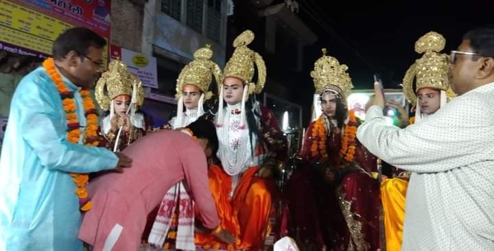 मैनपुरी: भरत मिलाप का आयोजन श्री राम से मिले अनुज भ्राता भरत