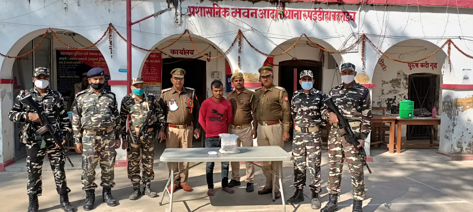 :4 किलो 150 ग्राम नाजायज चरस (कीमती करीब 1 करोड़ 50 लाख रुपये) के साथ 01 नफर अभियुक्त गिरफ्तार