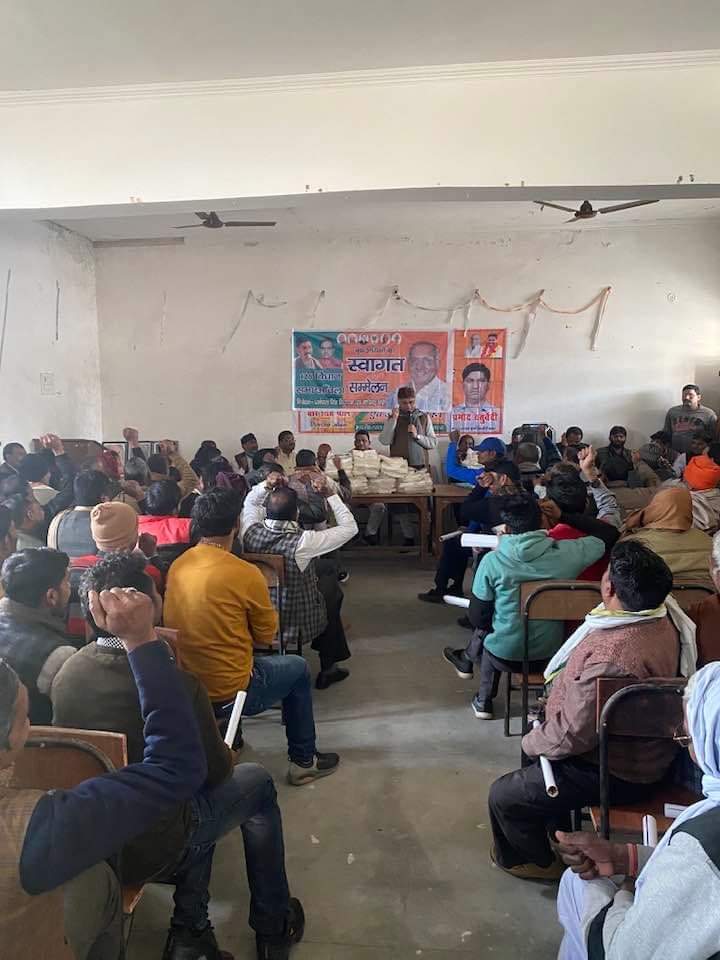 बरेली-सम्मान पाकर गदगद हुए बूथ अध्यक्ष