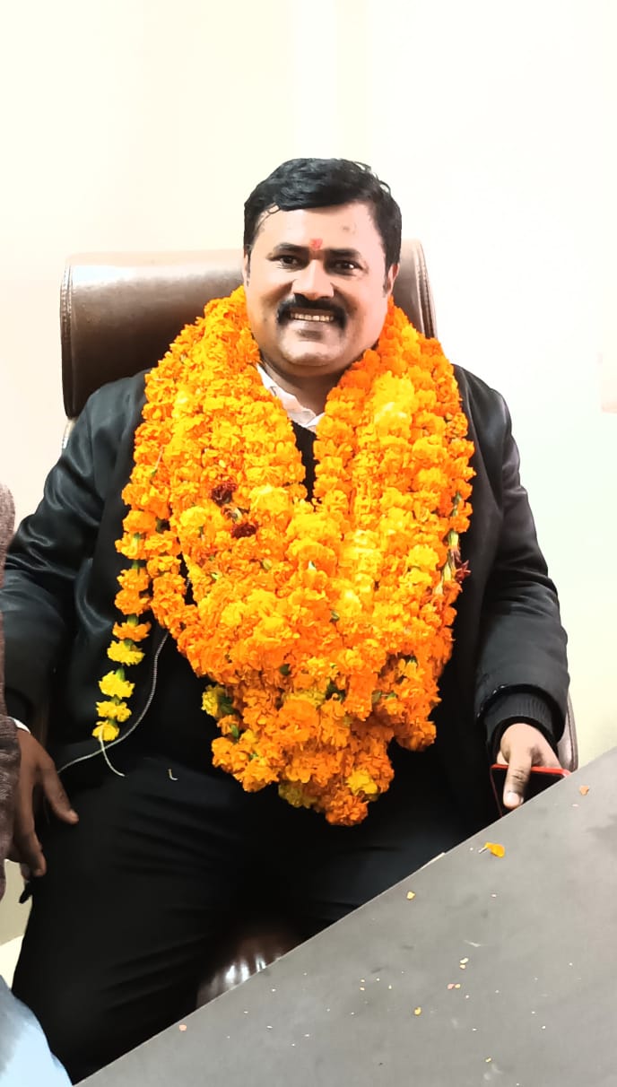बरेली-बार एसोसिएशन के नवनिर्वाचित पदाधिकारियों को मुबारकबाद