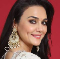क्या प्रीति जिंटा बिना डरे अंडरवर्ल्ड डॉन से भिड़ गईं , धमकियों भरे फोन आने पर कोर्ट में दी थी गवाही