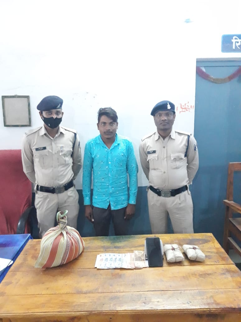 रायपुर:गांजा के साथ एक व्यक्ति को नेवरा पुलिस ने किया गिरफ्तार, मामला दर्ज
