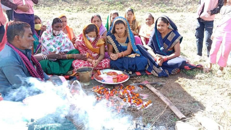 रायपुर :- 90 लाख रुपए की लागत से बनेगी पानी टंकी, जनपद अध्यक्ष ने किया निर्माण कार्य का भूमिपूजन
