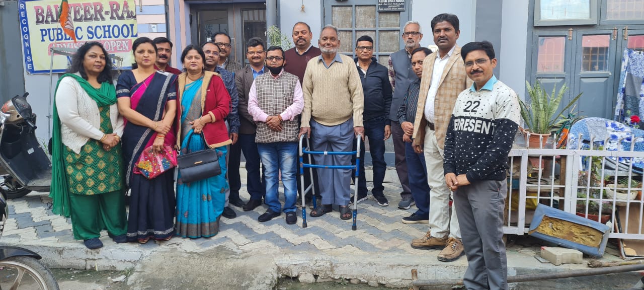 बरेली - शासनादेश का क्रियान्वयन कर स्कूलों का शोषण बर्दाश्त नहीं किया जायेगा- डा0 क़दीर अहमद।