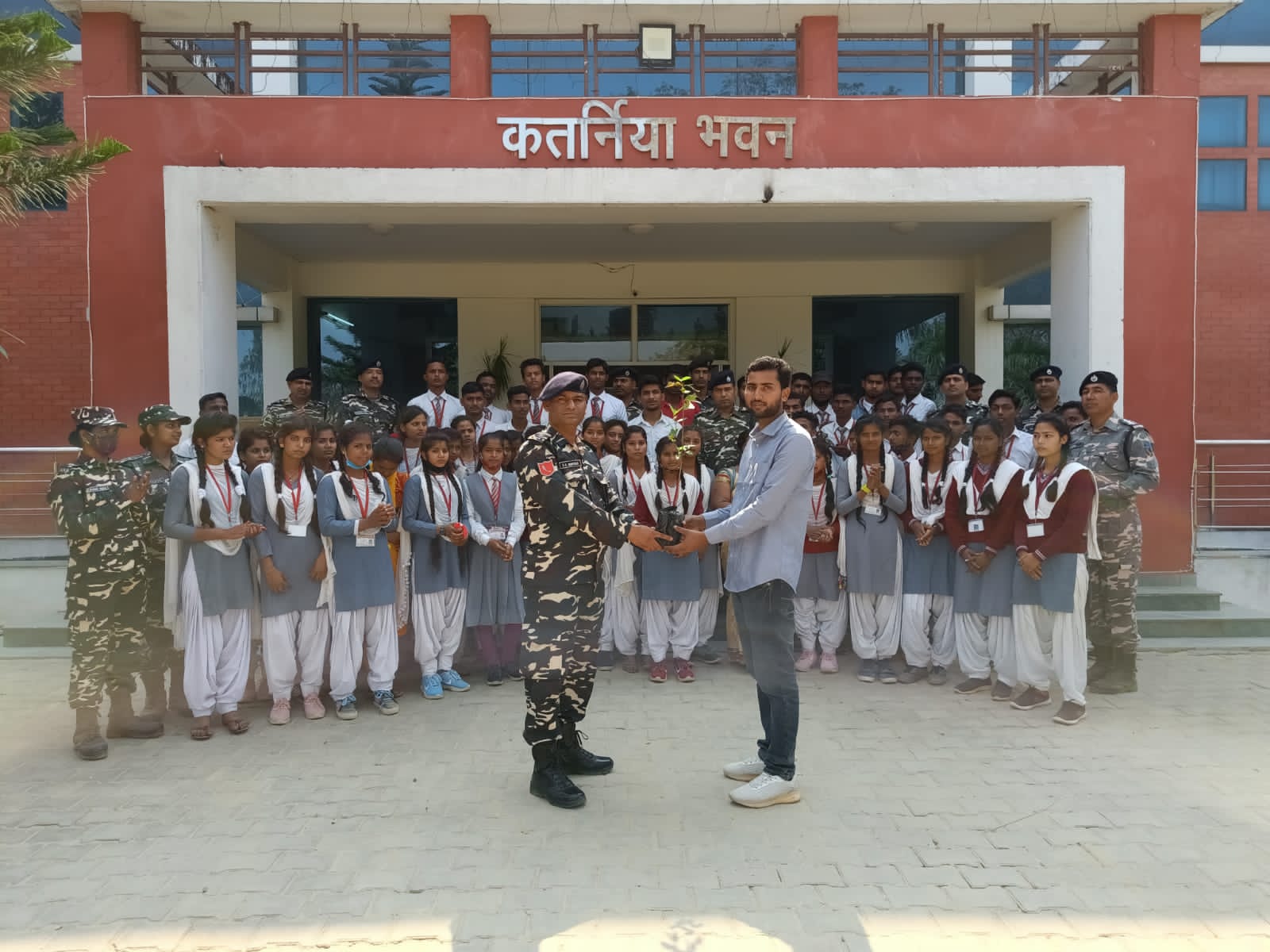 बहराइच: आजादी के अमृत महोत्सव के उपलक्ष्य में देश की हिफाजत देश की सुरक्षा थीम पर