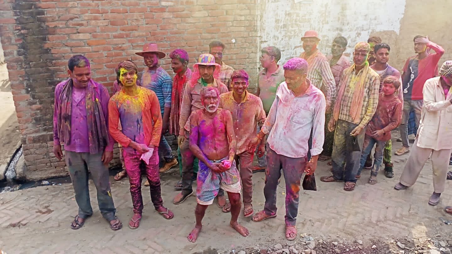 पीलीभीत: शेरपुर कलां में होली खेलने की परम्परा सबसे अनूठी