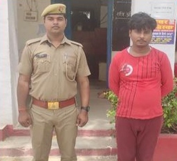 प्रयागराज-थाना कोरांव पुलिस द्वारा दुष्कर्म का वांछित अभियुक्त संतोष कुमार स्वर्णकार पुत्र शिवशंकर निवासी वार्ड न09 कोरांव गिरफ्तार,