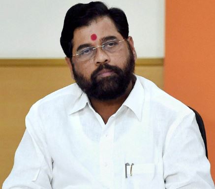 बच्चे की जान बचाने के लिए जब एकनाथ शिंदे ने चलाया रिक्शा, जानिए
