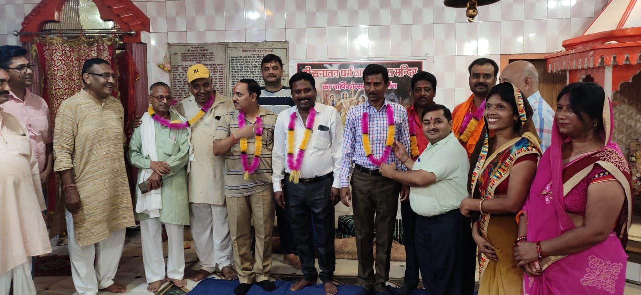 पीलीभीत: पीलीभीत अमरनाथ यात्रा  को आधा दर्जन भक्तों रवाना हुए