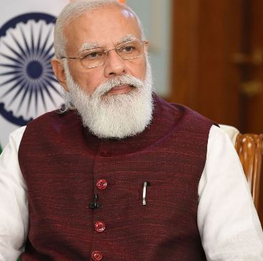 बरेली : ब्लाक परिसर में एक फोटो प्रदर्शनी का आयोजन किया गया जिसमें प्रधानमंत्री नरेंद्र मोदी के विशिष्ट कार्यों का उल्लेख किया गया।