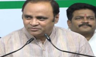 कांग्रेस का बीजेपी पर तीखा हमला, 'वसुंधरा को मनाने में सफल नहीं हुए अमित शाह',