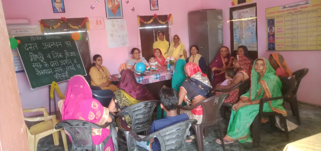 फर्रुखाबाद:दस्त प्रबंधन पर हुई चर्चा,दूषित पानी, भोजन से बचें अपने बच्चे को डायरिया से बचाएं-सीएमओ