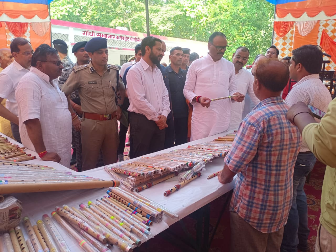 पीलीभीत :उप मुख्यमंत्री जी द्वारा मेडिकल कालेज के निर्माण कार्यों में तेजी लाने के दिये निर्देश।