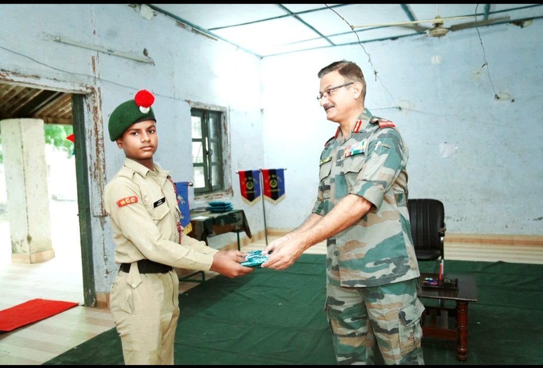 फर्रुखाबाद:पुरस्कार वितरण के साथ एनसीसी के संयुक्त वार्षिक प्रशिक्षण शिविर का हुआ समापन