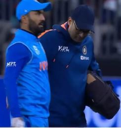 टीम इंडिया का प्लेइंग XI कैसा होगा ? दिनेश कार्तिक की चोट ने बढ़ाई कप्तान रोहित शर्मा की टेंशन