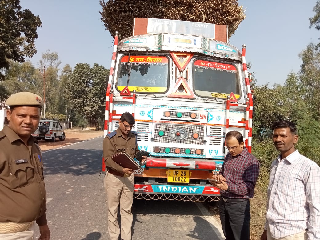 पीलीभीत : एआरटीओ के द्वारा चलाया गया चेकिंग अभियान