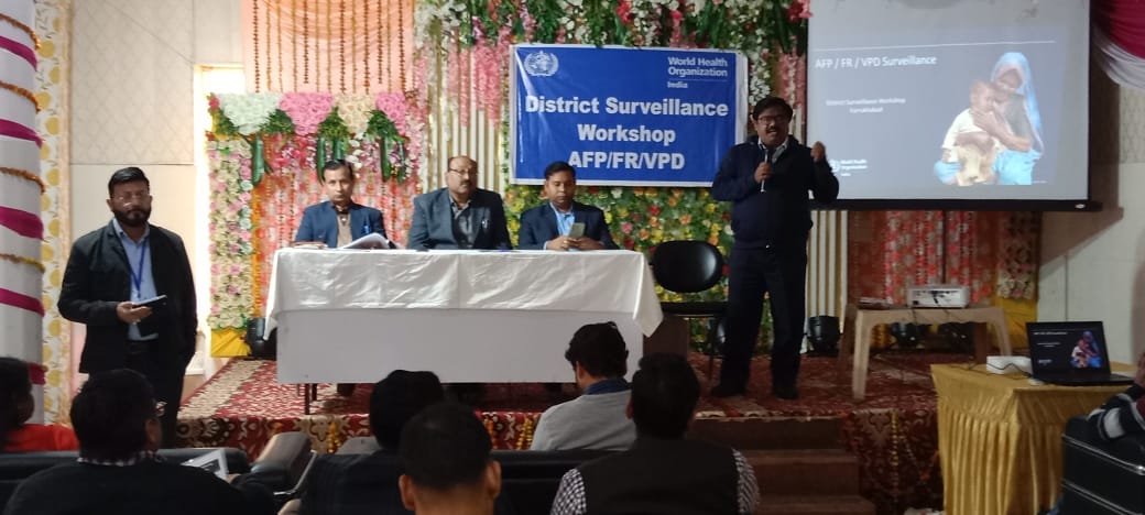 फर्रुखाबाद:नियमित टीकाकरण और मिजिल्स रूबैला को लेकर हुआ मंथन जिले में अब तक मिले 31 बच्चों में मिजिल्स रुबैला के लक्षण