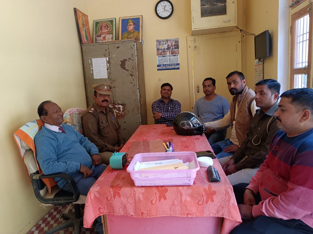 शाहजहाँपुर:सड़क सुरक्षा जागरूकता शपथ ग्रहण का आयोजन किया गया