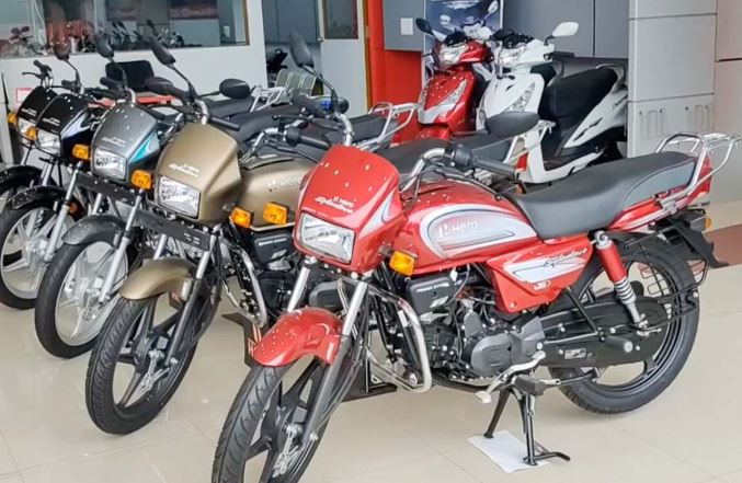 हरदोई-दो पहिया वाहन चालकों को हेलमेट एवं चार पहिया वाहन चालकों को सीट बेल्ट लगाने के लिए प्रेरित किया जाए:- जिलाधिकारी