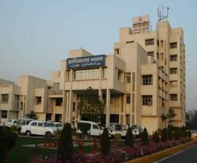 अधिकारियों को लगी फटकार तो पूरी रात कार्यालय में चला सर्च ऑपरेशन, 4 दिन से नहीं मिली कोई फाइल