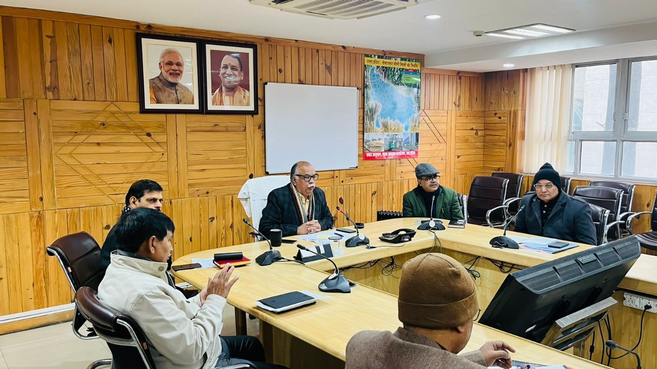 पीलीभीत:कृषक महाविद्यालय, पूरनपुर, में उत्कृष्ट प्रदर्शन करने वाले छात्र-छात्राओं के सम्मान समारोह को अपर मुख्य सचिव ने किया सम्बोधित।