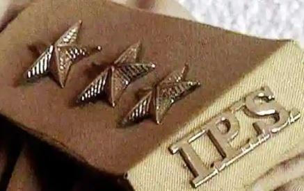 यूपी पुलिस में फेरबदल, जानिए किस किस का हुआ तबादला