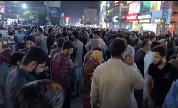 पाकिस्तान-अफगानिस्तान-भारत में भूकंप, तीव्रता 6.6:पाकिस्तान में 9 की जान गई, 302 लोग घायल; एपिसेंटर रहे अफगानिस्तान में 2 की मौत
