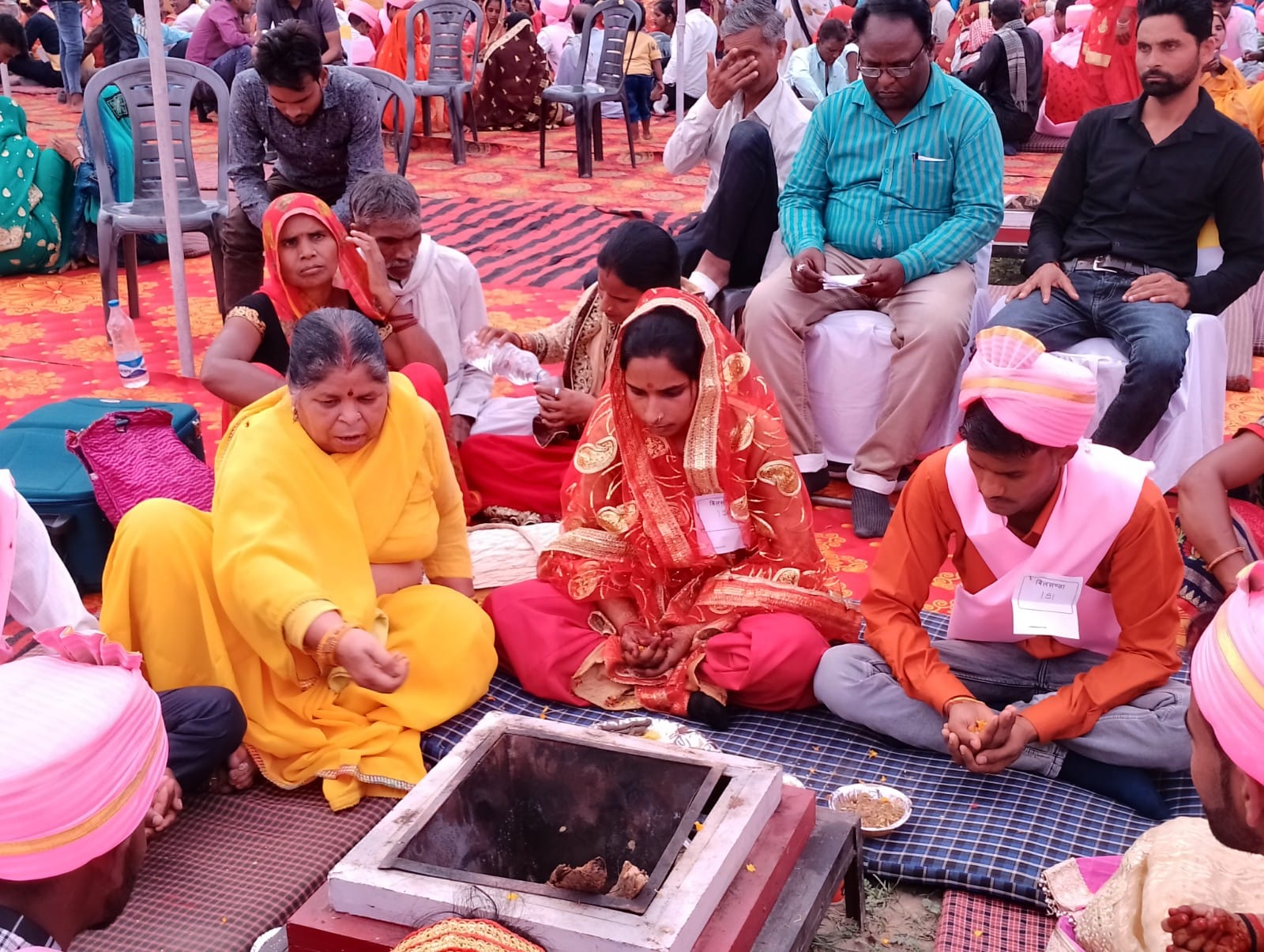 पीलीभीत:समस्त विकास खंडों के कुल 384 जोडों का विवाह मुख्यमंत्री सामूहिक विवाह योजना के अन्तर्गत सम्पन्न।