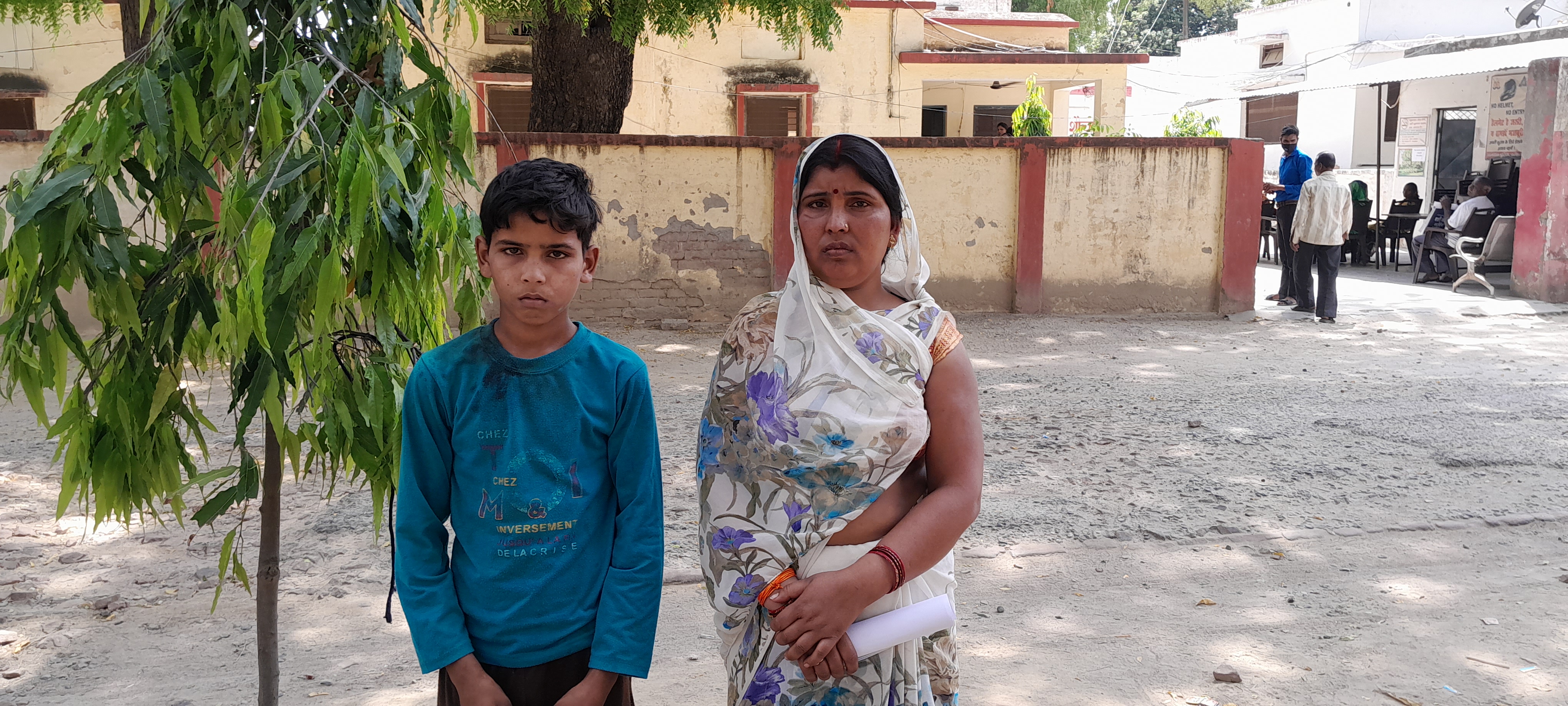 फर्रुखाबाद : नहीं लिखी गई रिपोर्ट तो महिला ने लगाई पुलिस अधीक्षक से न्याय की गुहार
