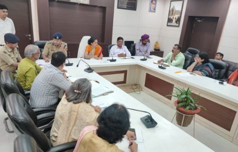11 स्कूलों ने दिया प्रेजेंटेशन, स्कूलों के सामने जाम की ड्रोन से होगी निगरानी