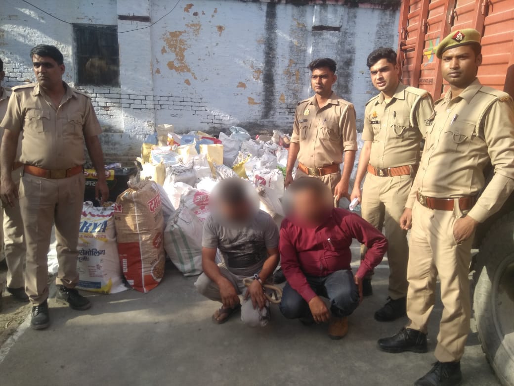 पीलीभीत:थाना बरखेड़ा पुलिस व आबकारी पुलिस की संयुक्त टीम द्वारा भारी मात्रा में अवैध शराब के साथ 02 अभियुक्तो को किया गिरफ्तार।