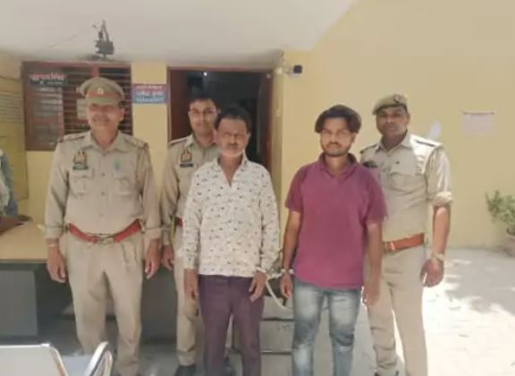 मैनपुरी में दहेज हत्या के आरोपी पिता-पुत्र गिरफ्तार:मायके वालों ने बेटी की हत्या का लगाया था आरोप