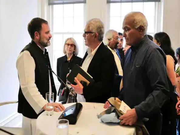 अमेरिका में राहुल बोले- मोदी कार पीछे देखकर चला रहे- ट्रेन हादसे पर सवाल पूछो तो कहेंगे कांग्रेस ने 50 साल पहले ये किया था