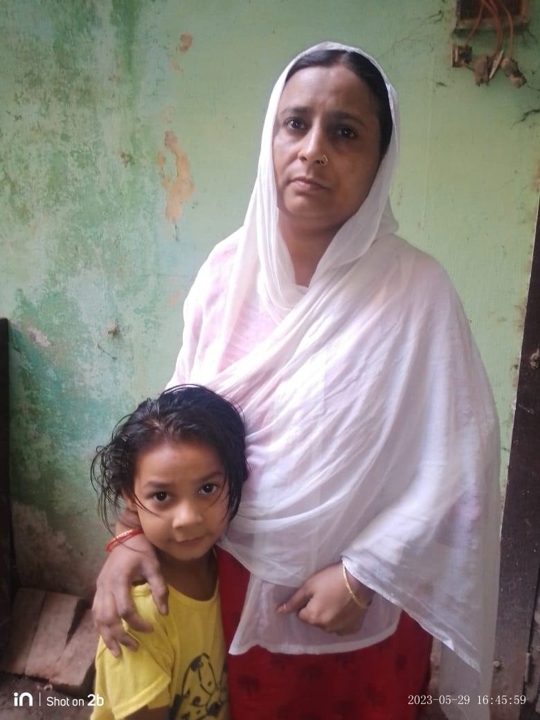 बरेली - महिला को नहीं मिल रहा इंसाफ 6 वर्ष से चल रहा मुकदमा वहीं पति ने रचा ली दूसरी शादी।